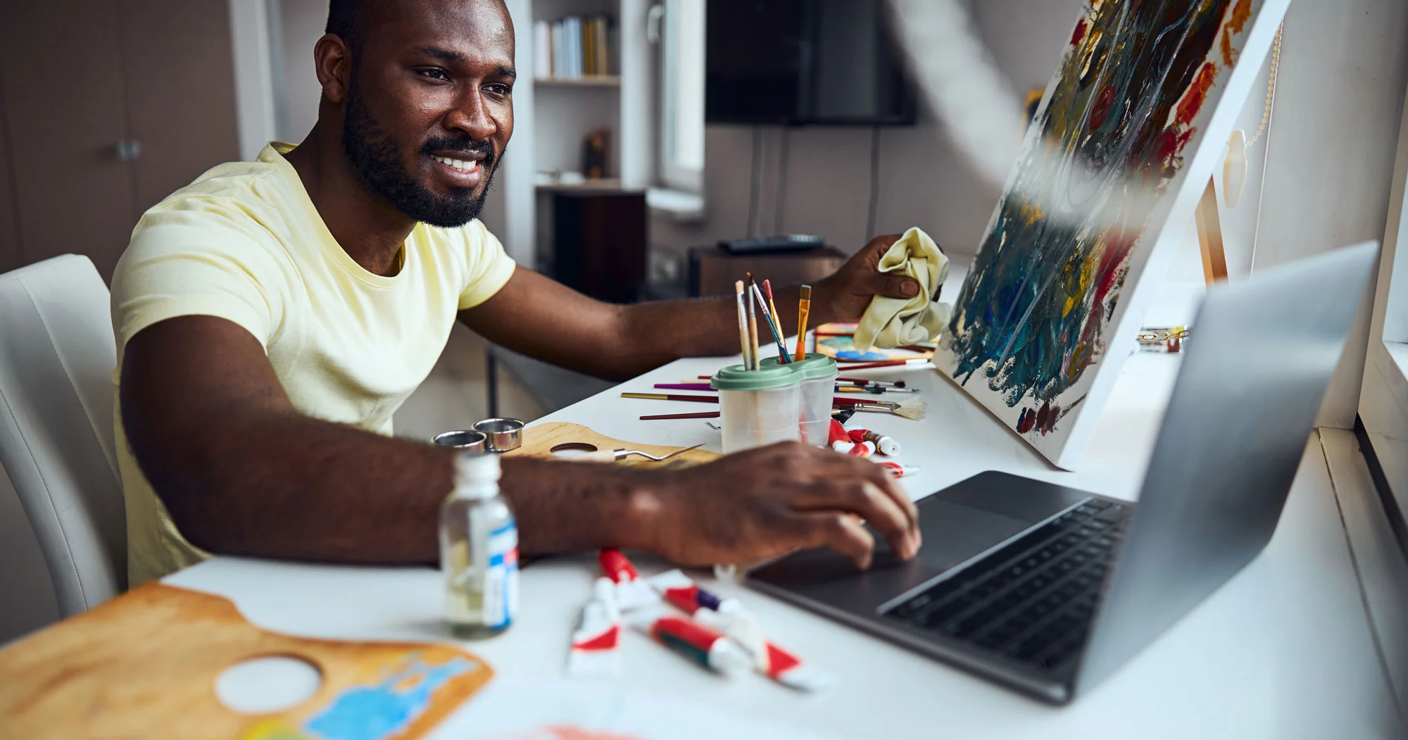 Your Art, Delivered by Artovo